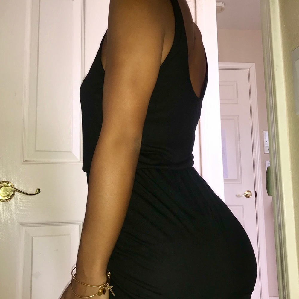 CUTE BLACK JUMPSUIT (size XS)